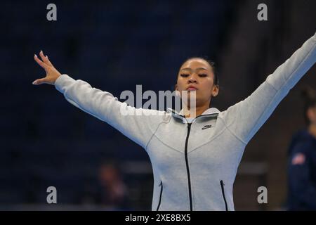 Minneapolis, Minnesota, Stati Uniti. 26 giugno 2024. SUNISA LEE partecipa a una sessione di allenamento in vista dei test di ginnastica olimpica degli Stati Uniti del 2024 al Target Center di Minneapolis. (Immagine di credito: © Steven Garcia/ZUMA Press Wire) SOLO PER USO EDITORIALE! Non per USO commerciale! Foto Stock