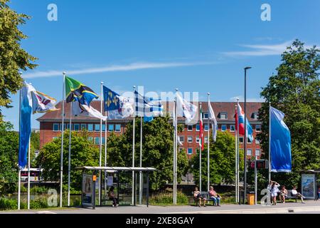 Kiel, 26 anni. 24 giugno Impressionen von der Kieler Woche aus der Innenstadt an der Hörn und am Rathaus *** Kiel, 26 giu 24 Impression of the Kieler Woche dal centro della città presso il Hörn e il municipio Foto Stock