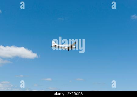 Tauranga New Zealand - gennaio 28 2012; Douglas DC3 della New Zealand Air-Force in volo a Airshow, Foto Stock