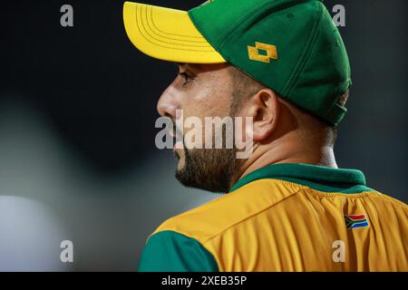 TAROUBA, TRINIDAD AND TOBAGO, 26 giugno 2024: Tabraiz Shamsi del Sud Africa durante la semifinale della Coppa del mondo T20 maschile ICC delle Indie occidentali e degli Stati Uniti contro l'Afghanistan alla Brian Lara Cricket Academy il 26 giugno 2024 a Trinidad e Tobago. (Foto di Daniel Prentice/Alamy) Foto Stock