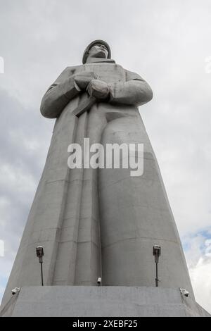 MURMANSK, FEDERAZIONE RUSSA - 06 AGOSTO 2015 - Monumento di Alyosha Foto Stock