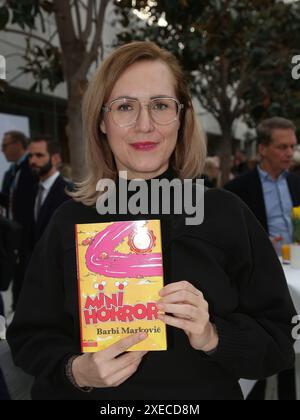 Barbi MarkoviÄ‡ ha vinto il 20° premio della categoria fiction alla Fiera del Libro di Lipsia 2024 il 03/21/2024 Foto Stock