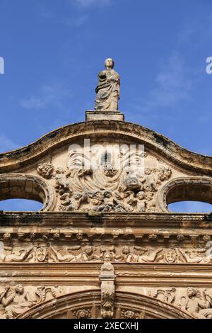 Dettagli architettonici della Chiesa del Priorato a Puerto de Santa Maria Foto Stock