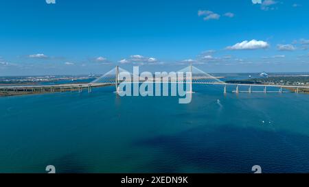 Veduta aerea dell'Arthur Revenel Bridge a Charleston, South Carolina Foto Stock