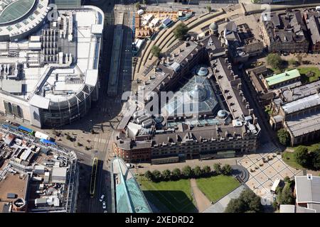 Vista aerea del Corn Exchange Manchester (tra la Cattedrale di Manchester e l'Arndale Shopping Centre) Foto Stock