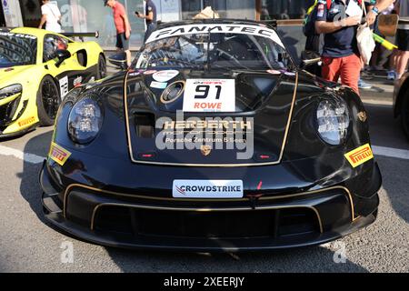 Ralf BOHN (DEU) / Robert RENAUER (DEU) / Morris SCHURING (NDL) / Alfred RENAUER (DEU, #91, Porsche 911 GT3 R (992), Team: Herberth Motorsport (DEU), bei der Parade in Spa Motorsport, Crowdstrike 24H di Spa, Belgien, Spa-Francorchamps, Parade in Spa,26.06.2024 foto: Eibner-Pressen Augfoto/Jugfoto Foto Stock