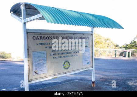 Il Carsons Pioneer Lookout vicino a Gloucester nel nuovo Galles del Sud rende omaggio alla famiglia Carson che costruì la strada per Nowendoc, New South Wales, Australia Foto Stock