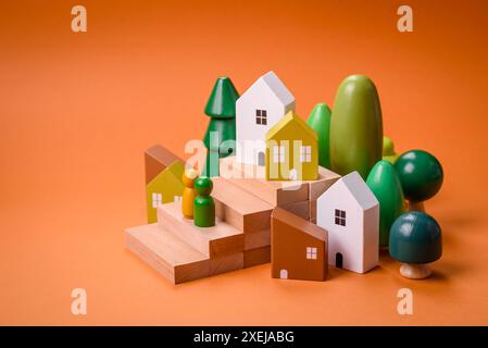 Una piccola casa in legno come idea per investire nella propria casa Foto Stock