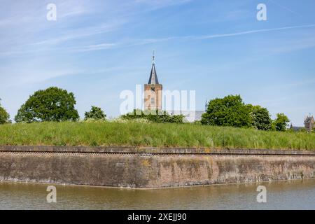 Roccaforte storica struttura difensiva di Waterlinie della città olandese di Naarden Foto Stock