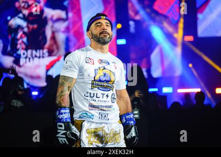 Bangkok, Thailandia. 8 giugno 2024. Denis Puric visto durante la partita ONE 167 all'IMPACT Arena, Exhibition and Convention Center. (Foto di Amphol Thongmueangluang/SOPA Images/Sipa USA) credito: SIPA USA/Alamy Live News Foto Stock