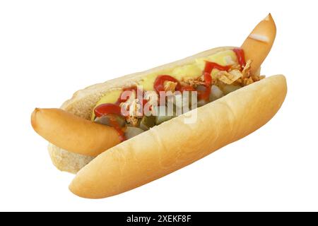 Hot Dog, komplett und freigestellt. Foto Stock