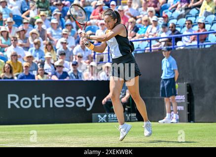 Eastbourne, Regno Unito. 28 giugno 2024. Daria KASATKINA (PIC) batte Jasmine PAOLINI (ITA) durante il Rothesay International Tennis Tournament al Devonshire Park, Eastbourne, East Sussex, Regno Unito. Crediti: LFP/Alamy Live News Foto Stock