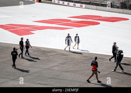 Portland, Etats Unis. 28 giugno 2024. Driver Track Walk, durante l'ePrix di Portland 2024, 9° incontro del Campionato del mondo di Formula e ABB FIA 2023-24, sul Portland International Raceway dal 28 al 30 giugno 2024 a Portland, Stati Uniti d'America - Photo Frédéric le Floc'h/DPPI Credit: DPPI Media/Alamy Live News Foto Stock