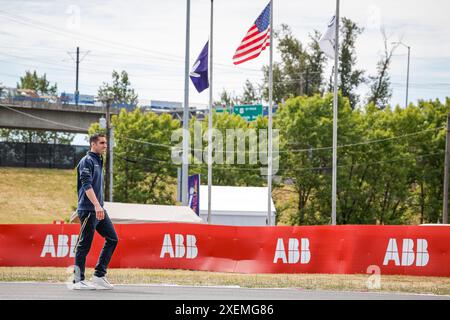 BUEMI Sebastien (swi), Envision Racing, Jaguar i-Type 6, ritratto, passeggiata su pista del conducente, durante l'ePrix di Portland del 2024, nono incontro del campionato mondiale ABB FIA di Formula e del 2023-24, sul Portland International Raceway dal 28 al 30 giugno 2024 a Portland, Stati Uniti d'America Foto Stock