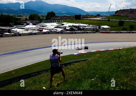 Spielberg, Autriche. 28 giugno 2024. Fotografo durante il Gran Premio d'Austria di Formula 1 Qatar Airways 2024, 11° round del Campionato del mondo di Formula 1 2024 dal 28 al 30 giugno 2024 sul Red Bull Ring di Spielberg, Austria - foto DPPI Credit: DPPI Media/Alamy Live News Foto Stock