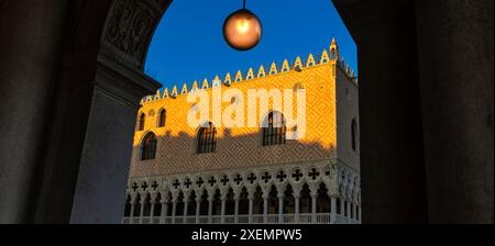 Palazzo Ducale e Piazza San Marco a Venezia; Venezia, Italia Foto Stock