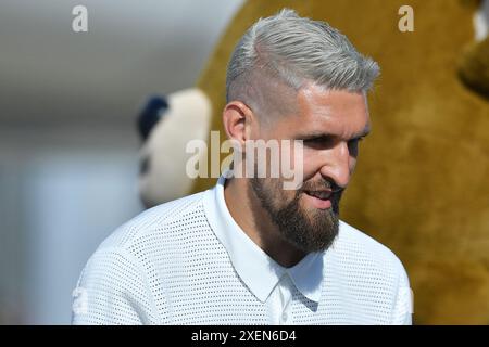 Dortmund, Germania. 28 giugno 2024. Dortmund Airport empfaengt deutsche Nationalmannschaft die deutsche Nationalmannschaft bei der Ankunft am Dortmund Airport. Robert Andrich ( Deutschland ) foto: Revierfoto crediti: ddp media GmbH/Alamy Live News Foto Stock