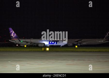 Varsavia, Masovia, Polonia. 6 giugno 2024. Polish Airlines LOTTO Boeing 737 MAX 8 visto all'aeroporto Chopin di Varsavia. (Immagine di credito: © Karol Serewis/SOPA Images via ZUMA Press Wire) SOLO PER USO EDITORIALE! Non per USO commerciale! Foto Stock