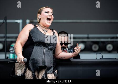 Concerto di musica della cantante italiana - BigMama - apertura Doja Cat BigMama Marianna Mammone Milano Ippodromo SNAI San Siro Italia Copyright: XMirkoxFava/TSCKx/xLiveMediax LPM 1423536 Foto Stock