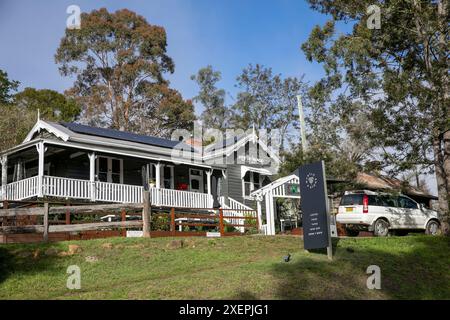 Villaggio storico di Wollombi nella regione di Hunter nel nuovo Galles del Sud, ristorante Myrtle and Stone Cafe Diner, NSW, Australia Foto Stock