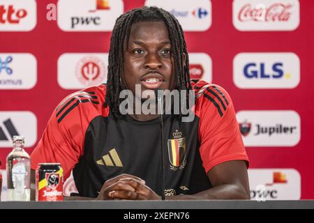 Freiberg, Germania. 29 giugno 2024. Johan Bakayoko del Belgio, nella foto durante una conferenza stampa della nazionale belga di calcio Red Devils, sabato 29 giugno 2024 nel campo base di Freiberg am Neckar, in Germania, durante i Campionati europei di calcio UEFA Euro 2024. Lunedì i Red Devils incontreranno la Francia nel Round of 16. BELGA PHOTO BRUNO FAHY credito: Belga News Agency/Alamy Live News Foto Stock