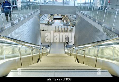 Stazione di Ansio, metropolitana di Bilbao progettato dall architetto normale Foster. A Barakaldo, Bilbao. Golfo di Guascogna, Euskadi. Spagna Foto Stock