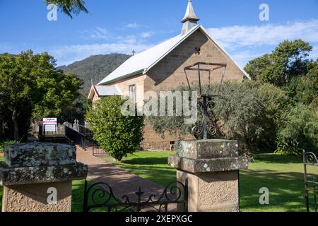 Chiesa Anglicana di St Paul nella cittadina di Paterson, nel nuovo Galles del Sud, Australia Foto Stock