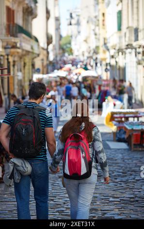 Mercato domenicale. Via Defensa. San Telmo. Buenos Aires. Argentina. Foto Stock