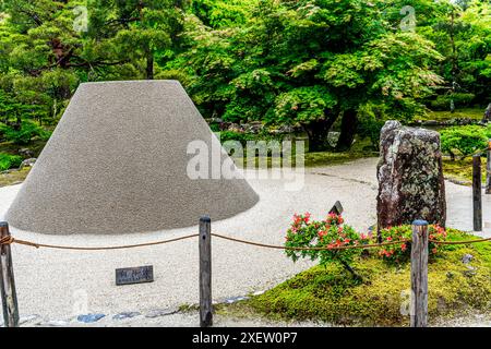 Kogetsudai, letteralmente Moon Viewing Sand Mound, di Ginkaku-ji (o Jissho-ji), un tempio buddista zen costruito da Ashikaga Yoshimasa, Kyoto, Giappone Foto Stock