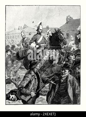 Un'antica incisione di dragoni e Highlanders che sparpagliano i rivoltosi a Hannahstown, Belfast, Irlanda nel 1872. È tratto da un libro di storia vittoriana del 1900 circa. I nazionalisti avevano manifestato e fatto campagne per il rilascio dei prigionieri nazionalisti. Una settimana di violenti disordini e conflitti settari a Belfast è stata citata nei resoconti della stampa contemporanea nell’agosto 1872 come la “Guerra civile dei sette giorni”. Alla fine dei disordini del 24 agosto, militari e polizia contavano 4.400 uomini sotto le armi. Foto Stock