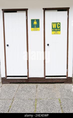 Camere per donne al campeggio. Campeggio Fusina, Venezia. Veneto, Italia Foto Stock