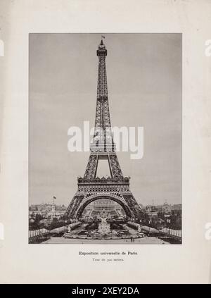 Foto d'epoca della mostra mondiale di Parigi vista sotto la Torre Eiffel. 1889 Foto Stock