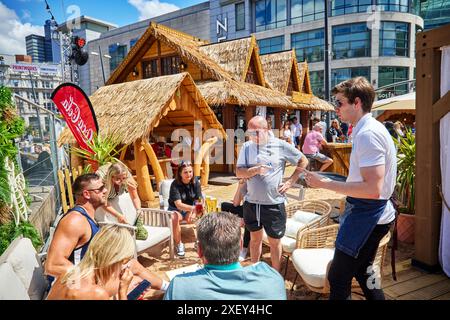 Spiaggia pop-up nel centro di Manchester di Exchange Square Foto Stock