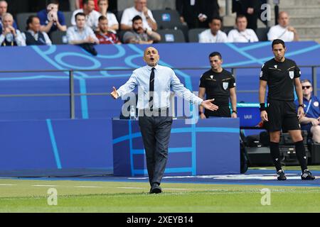 Luciano Spalletti (ITA), 29 GIUGNO 2024 - calcio: "Campionato europeo UEFA Germania 2024" turno di 16 partite tra Svizzera 2-0 Italia all'Olympiastadion di Berlino, Germania. (Foto di Mutsu Kawamori/AFLO) Foto Stock