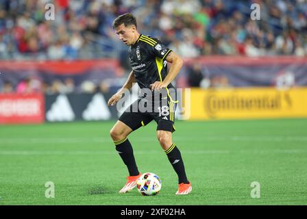 29 giugno 2024; Foxborough, ma, USA; Malte Amundsen (18), difensore dei Columbus Crew, in azione durante il match MLS tra Columbus Crew e New England Revolution. Anthony Nesmith/CSM Foto Stock