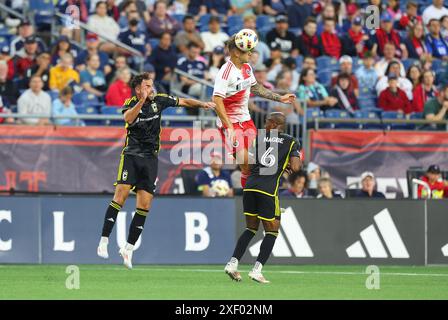 29 giugno 2024; Foxborough, ma, USA; l'attaccante della New England Revolution Giacomo Vrioni (9) dirige il pallone durante il match MLS tra Columbus Crew e New England Revolution. Anthony Nesmith/CSM Foto Stock