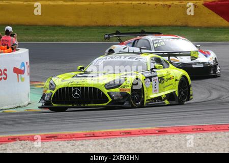 Luca STOLZ (Brachbach/DEU) / Jules GOUNON (E) / Fabian SCHILLER (DEU), #2, Mercedes-AMG GT3 EVO, Team: M-AMG Team GetSpeed (DEU), Motorsport, Crowdstrike 24H di Spa, Belgien, Spa-Francorchamps, 29.06.2024 foto: Eibner-Pressefoto/Juergen Augst Foto Stock