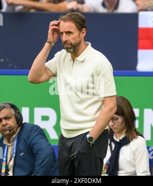 Gelsenkirchen, Germania. 30 giu 2024 - Inghilterra contro Slovacchia - Campionati europei UEFA 2024 - R16 - Gelsenkirchen. Il manager dell'Inghilterra Gareth Southgate. Foto : Mark Pain / Alamy Live News Foto Stock