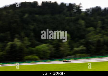 Spielberg, Austria, 30/06/2024, 11 PEREZ Sergio (mex), Red Bull Racing RB20, azione durante il Gran Premio d'Austria di Formula 1 Qatar Airways 2024, 11° round del Campionato del mondo di Formula 1 2024 dal 28 al 30 giugno 2024 sul Red Bull Ring, a Spielberg, Austria Foto Stock