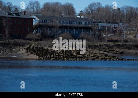 Vista di Calais, Maine, Stati Uniti d'America sul fiume St. Croix da St. Stephen, New Brunswick, Canada Foto Stock