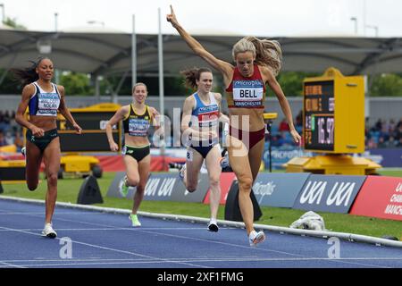 Manchester, Regno Unito. 30 giugno 2024. Georgia BELL di Belgrave Harriers che vince i 1500 m nel campionato britannico di atletica leggera di Manchester Credit: Mark Easton/Alamy Live News Foto Stock