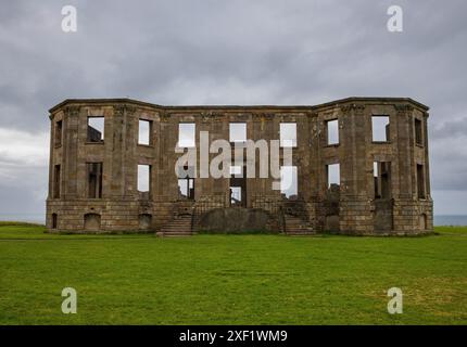 Le rovine della Downhill House Mansion del XVIII secolo nella Downhill Demesne, Londonderry, Irlanda del Nord Foto Stock