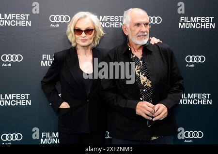 Jessica Lange e Michael Cristofer bei der Premiere des HBO-Films 'The Great Lillian Hall' und der Verleihung des Cinemerit Awards uf dem 41. Filmfest München 2024 im Deutschen Theater. München, 30.06.2024 Foto Stock