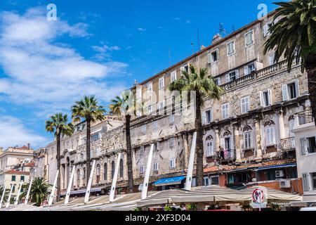 Porta di bronzo, Broncana vrata e parete meridionale del palazzo di Diocleziano, Spalato, Croazia Foto Stock