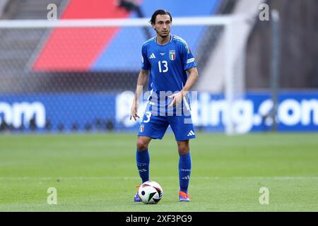 Matteo Darmian dell'Italia in azione durante il round di UEFA Euro 2024 dei 16 incontri tra Svizzera e Italia allo Stadio Olimpico il 29 giugno 2024 a Berlino, Germania. Foto Stock