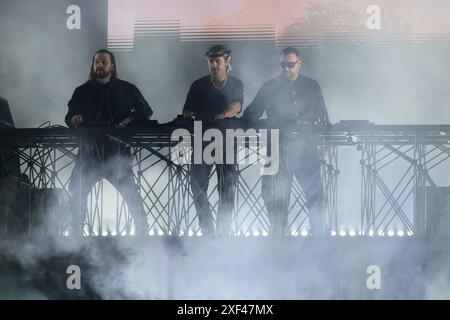 Lucca, Italia. 30 giugno 2024. SWEDISH HOUSE MAFIA si esibisce per l'unico appuntamento italiano al Lucca Summer Festival davanti a un pubblico caldo. Nella foto SWEDISH HOUSE MAFIA. Crediti: Stefano dalle Luche/Alamy Live News Foto Stock