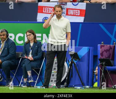 Gelsenkirchen, Germania. 30 giu 2024 - Inghilterra contro Slovacchia - Campionati europei UEFA 2024 - R16 - Gelsenkirchen. Il manager dell'Inghilterra Gareth Southgate. Foto : Mark Pain / Alamy Live News Foto Stock