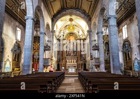 All'interno dell'Igreja de Sao Juliao, la chiesa di San Giuliano è una chiesa del XVIII secolo situata a Setubal in Portogallo Foto Stock