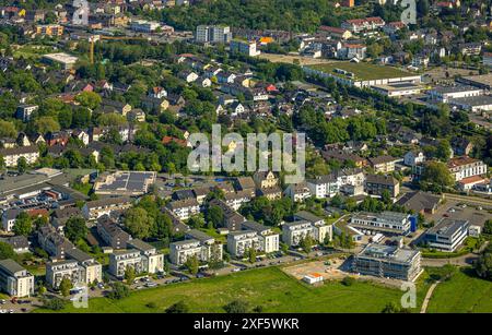 Vista aerea, zona residenziale Rosi-Wolfstein-Straße, dietro di esso supermercato Aldi con tetto solare, sulla destra supermercato netto e Dr. Spang Ingenieu Foto Stock