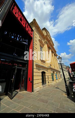 Teatro Bristol Old Vic, edifici vecchi e nuovi, King Street, Bristol. Data: Giugno / luglio 2024 Foto Stock
